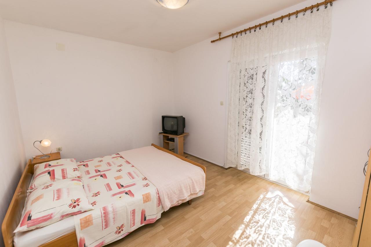 Apartments Ksenija Primošten Esterno foto