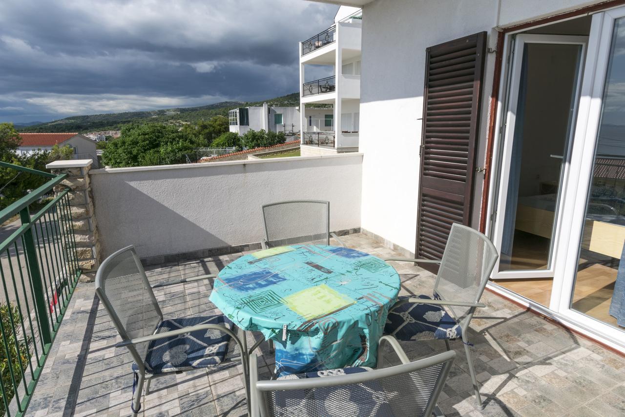 Apartments Ksenija Primošten Esterno foto